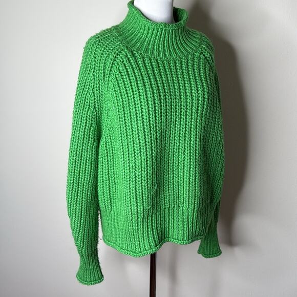 H&M Green Chunky Knit Mock Neck Sweater - Picture 3 of 8